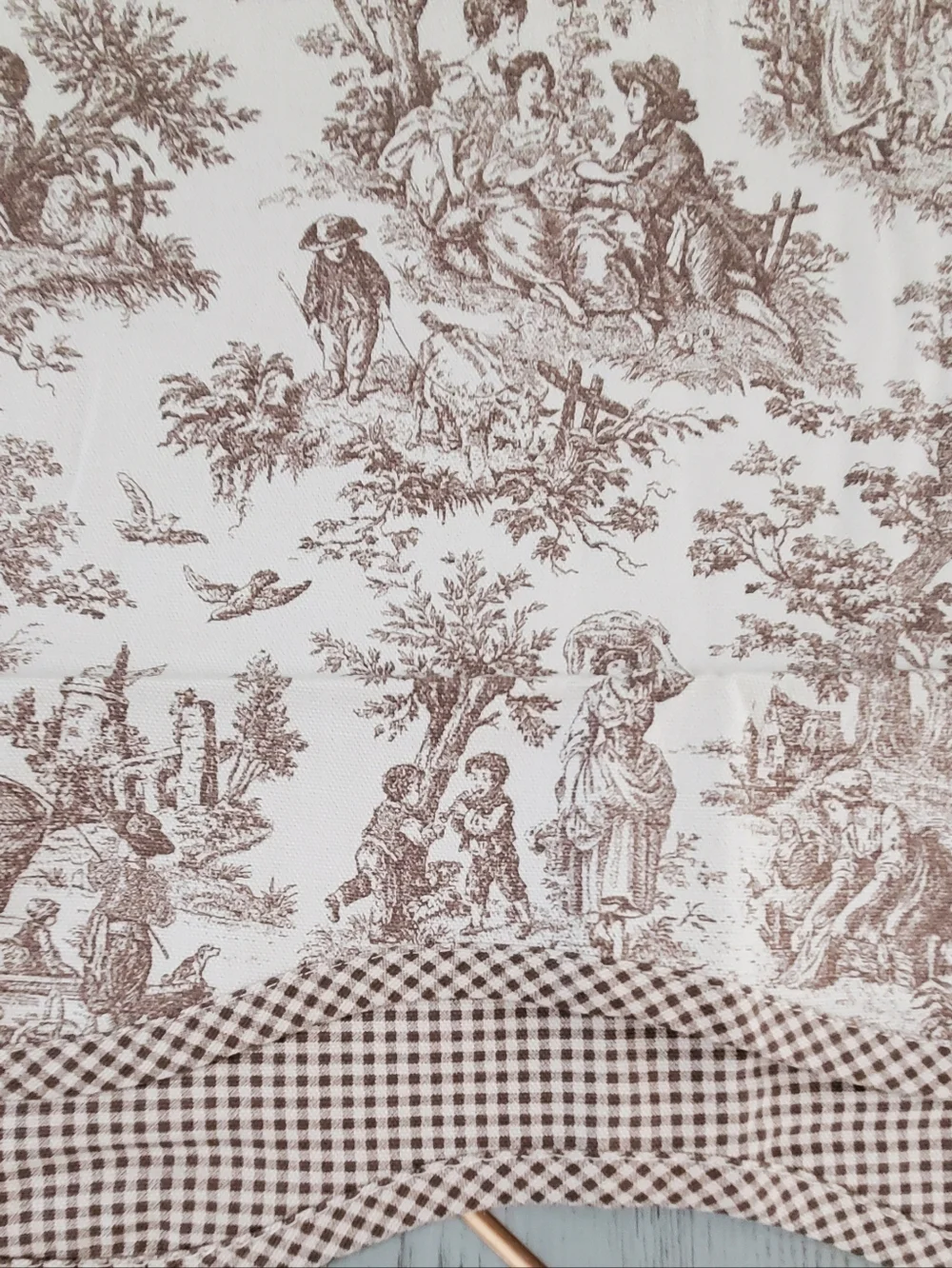 NEW Waverly Charmed Life Wave Valance in Beige and Brown. 52